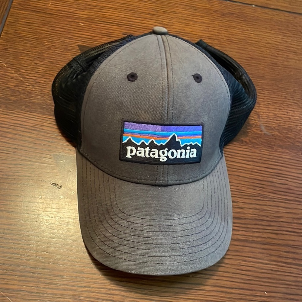 Patagonia trucker hat. Gray and black. Snap back.